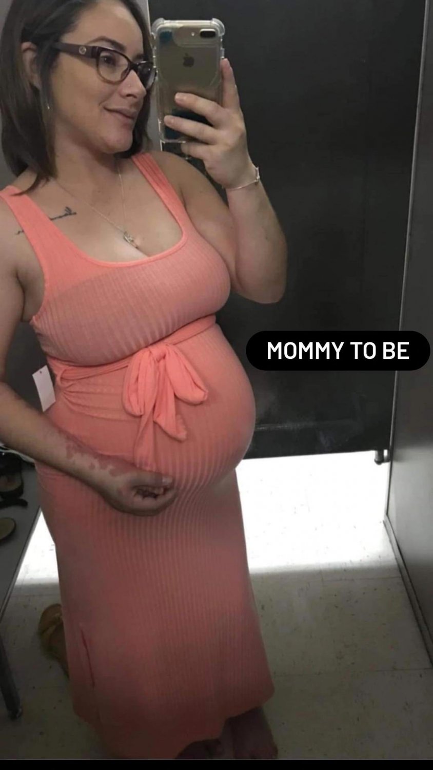 Random Pregnant Hoes 6 #vuxB73eL