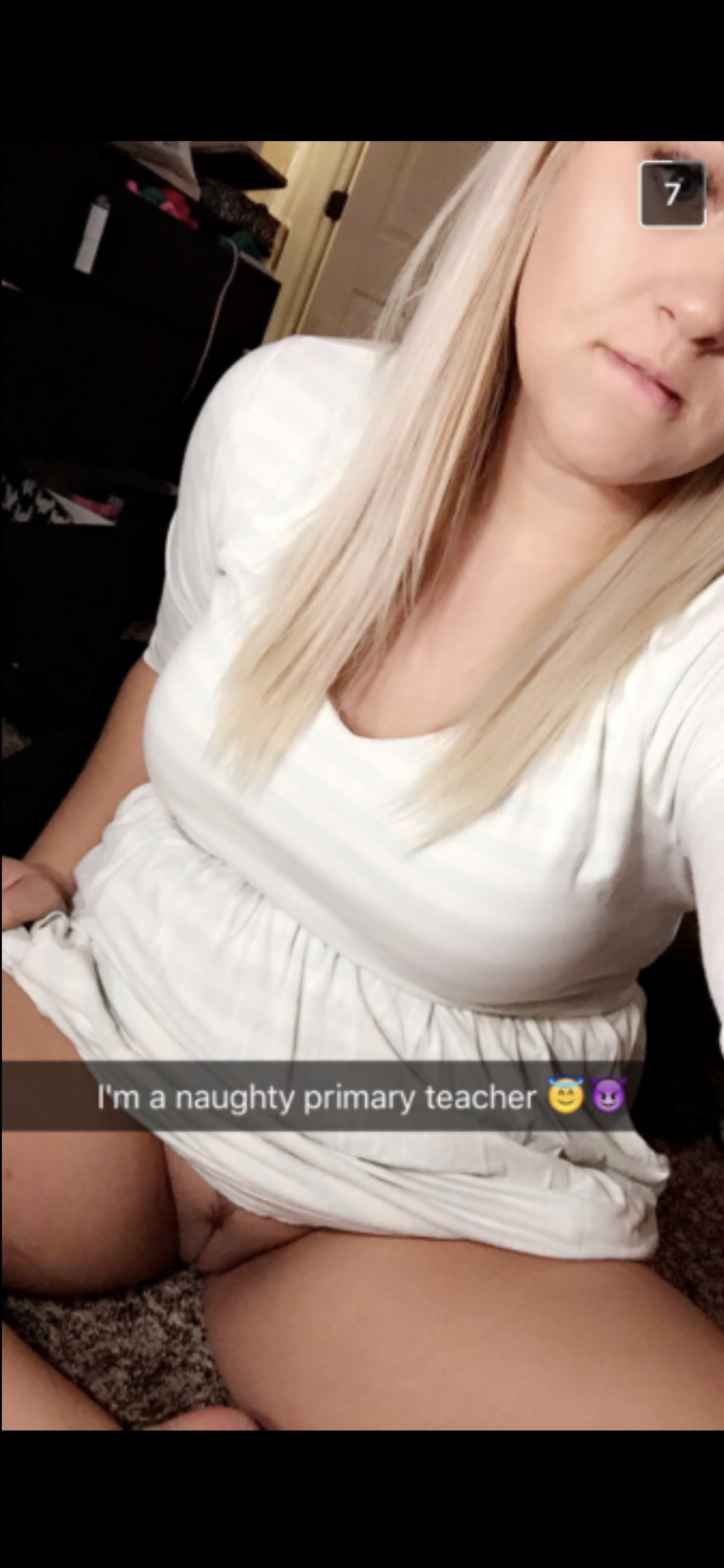Busty Slutwife Exposed. Kik alphawest09 to expose your slut #YLVl3yZD