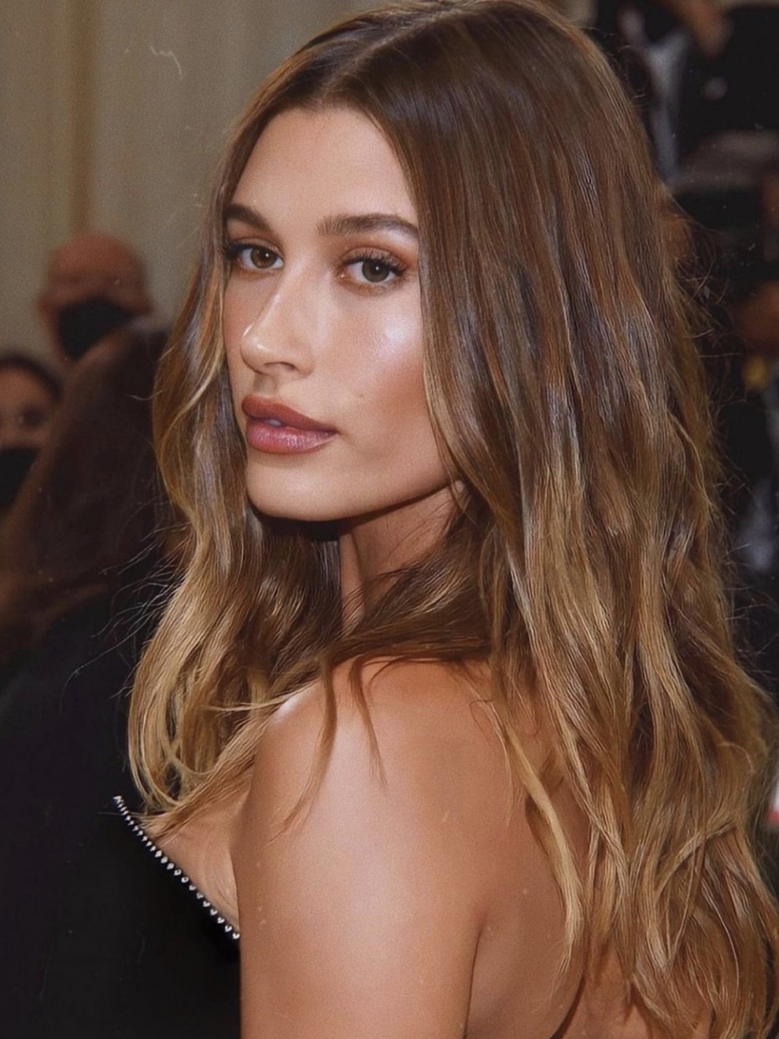 hailey bieber lookalike bj #RIP7gUxw