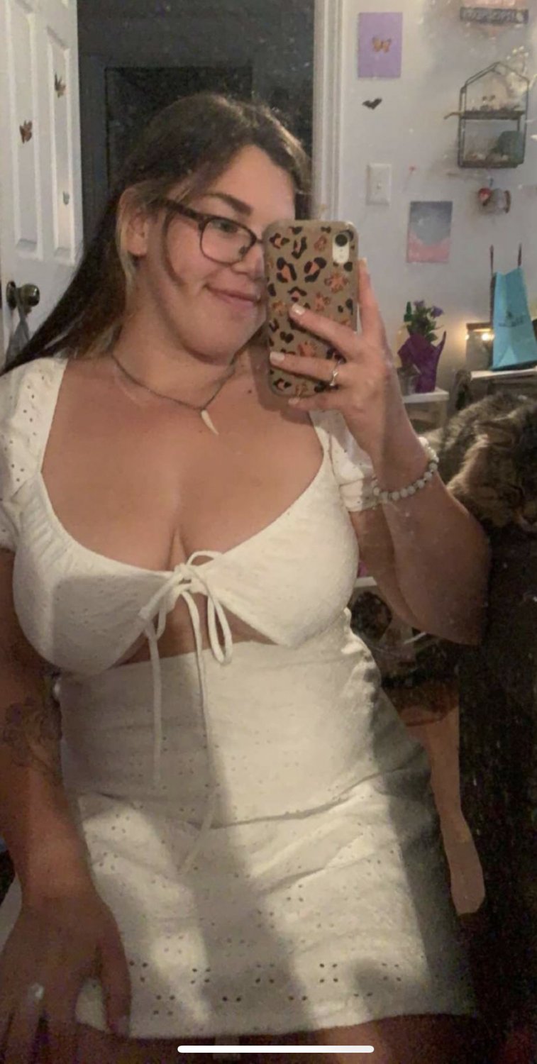 My fat fucking ex being a fat fucking whore. Degrade the fuck out of her #FpABj9ha