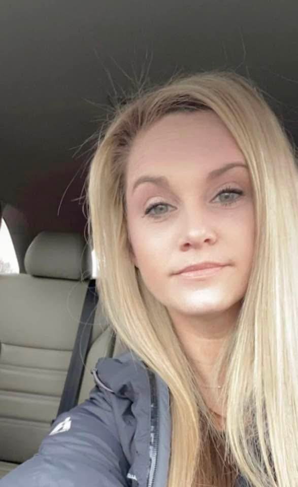 Flashback to when China got a little up close & personal on the infamous “bus” for spring break #KbnCz06p