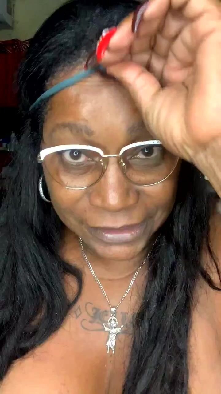 xiomara britos #Y7xOPSj2