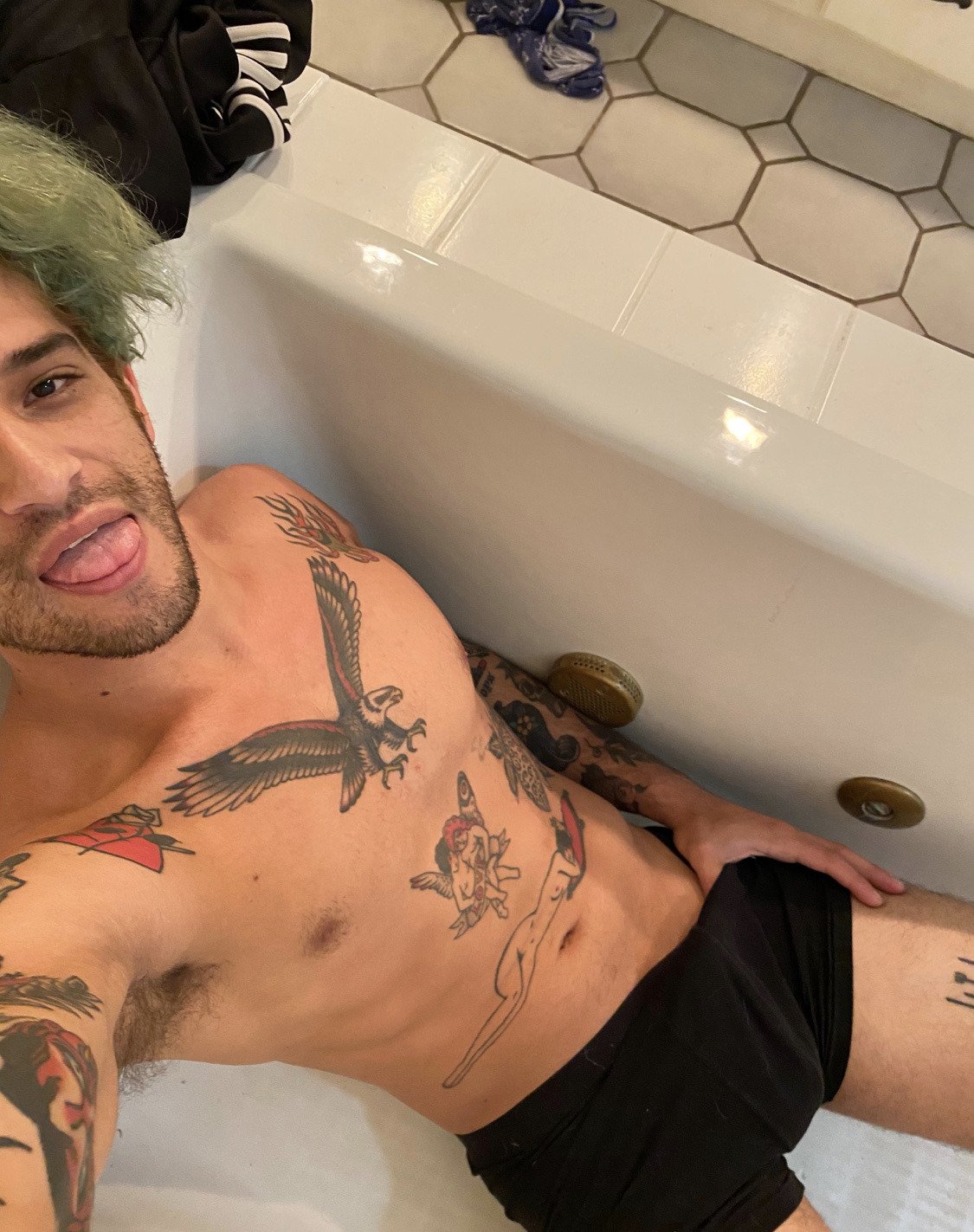 Tyler Posey - Porn Videos & Photos - EroMe